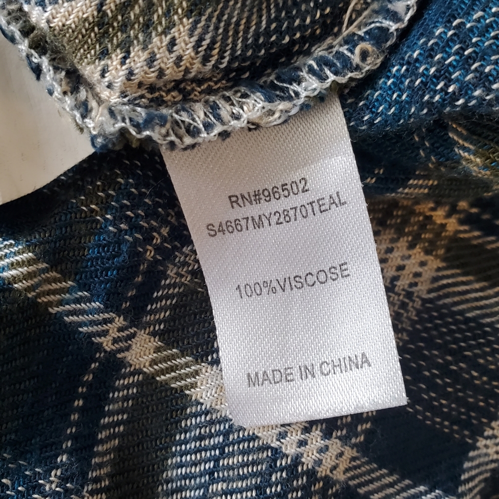 Plaid Tie Front Flare Sleeve Top - Picture 7 of 8